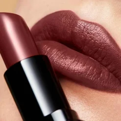 Bobbi Brown