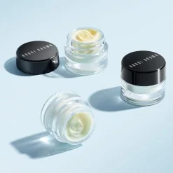 Bobbi Brown