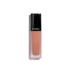 DER INTENSIVE MATTE FLUID-LIPPENSTIFT MIT ULTRA-LANGEM HALT
