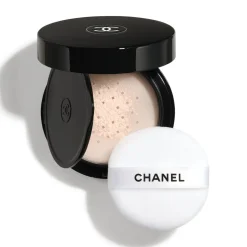 LOSER PUDER MIT NATÜRLICHEM FINISH. REISEGRÖSSE