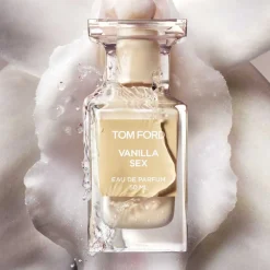 TOM FORD